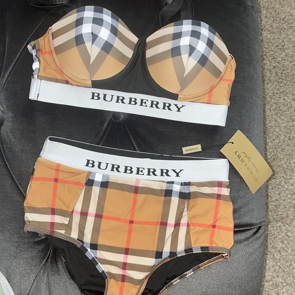 NWT Burberry bikini